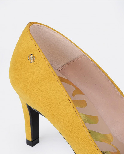 SALÓN PICO ULTRASUEDE