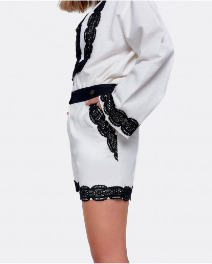 SHORT LINO BLANCO/NEGRO