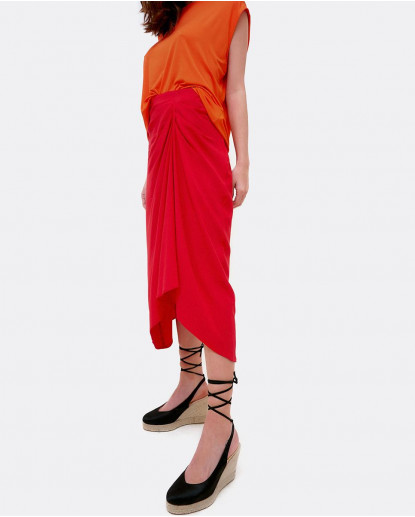 FALDA MIDI FRUNCIDA VISCOSA ROJO