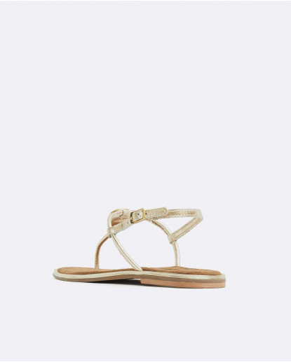 SANDALIA PUNTA CUADRADA NAPA ORO