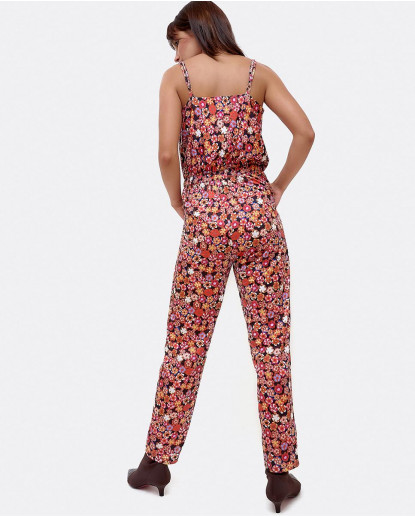 MONO ESCOTE EN V PUNTO ESTAMPADO...