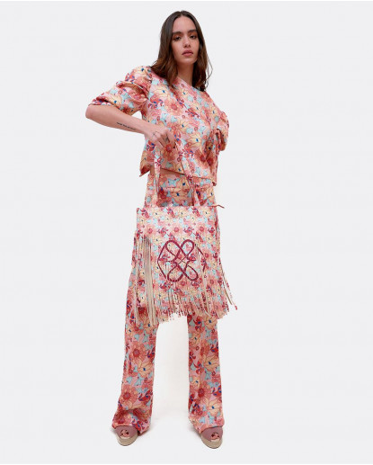 TOP MANGAS ABULLONADAS CREP ESTAMPADO...