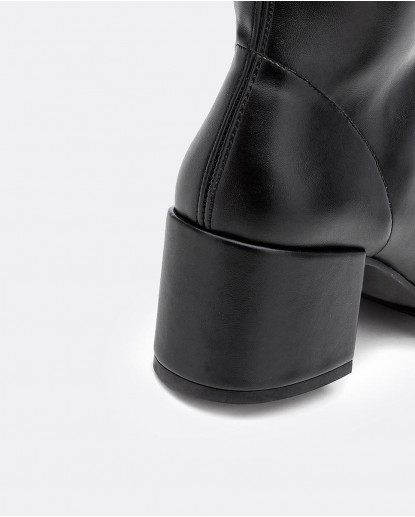 BOTA MOSQUETERA NAPA NEGRO