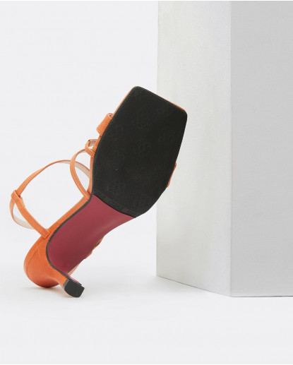 SANDALIA TIRAS NAPA NARANJA