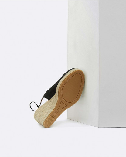 CUÑA YUTE DESTALONADO CON CINTA RASO...