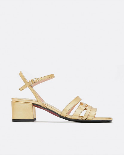 SANDALIA TIRAS NAPA METALIZADO ORO
