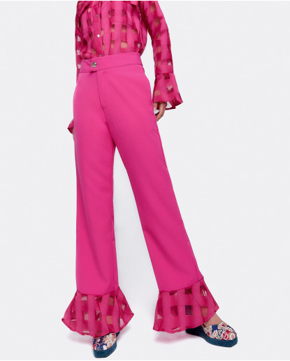 PANTALON PIRATA CON VOLANTE CREP FUCSIA