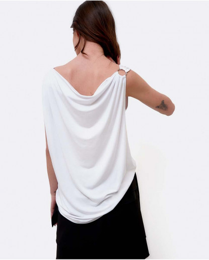 CAMISETA DETALLE ARO PUNTO CAMISETA...