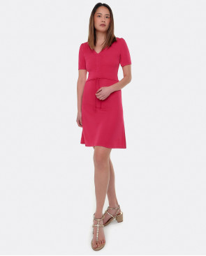 VESTIDO ESCOTE PICO CON...