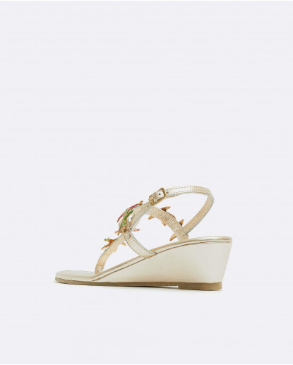 SANDALIA ESTRELLAS NAPA PLATINO