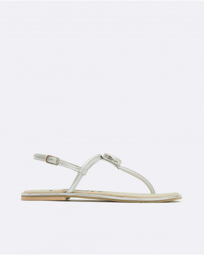 SANDALIA PUNTA CUADRADA NAPA PLATA