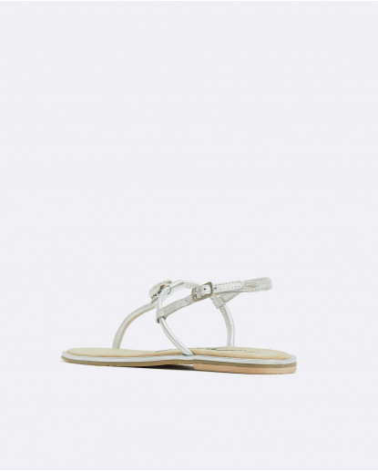 SANDALIA PUNTA CUADRADA NAPA PLATA