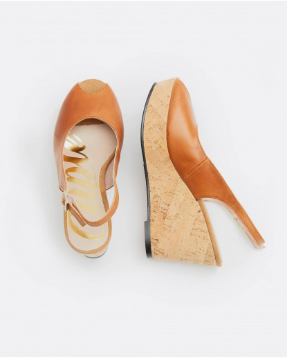 PEEP TOE DETALONADO NAPA CUERO