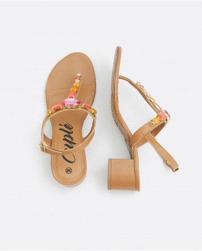 SANDALIA TACON  PEDRERIA NAPA CUERO