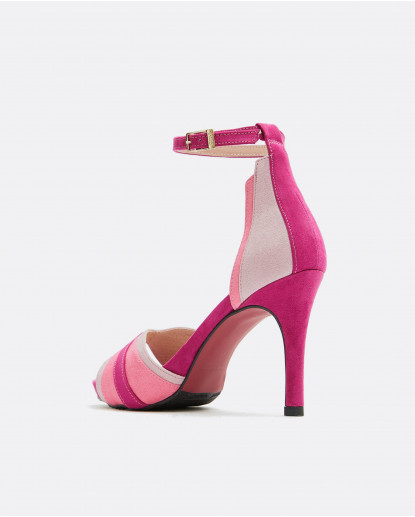 SANDALIA GEOMETRICA TACON ALTO...