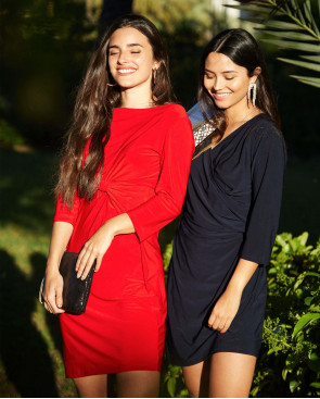 VESTIDO DRAPEADO PUNTO ROJO