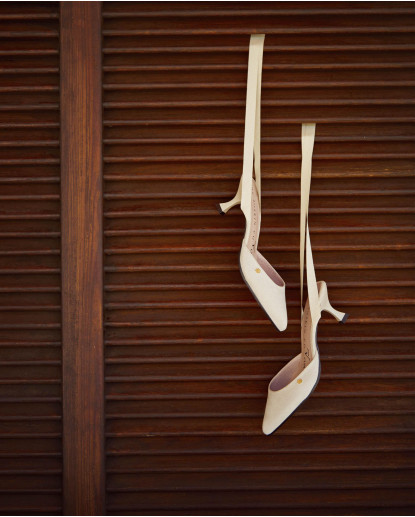 SALON DEST. MEDIO CINTAS ULTRASUEDE...