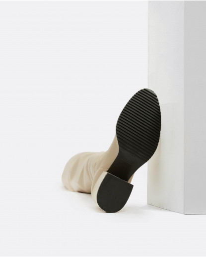 BOTA MOSQUETERA STRECH NAPA LICRA CAMEL