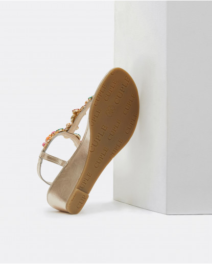 SANDALIA CUÑA ADORNO