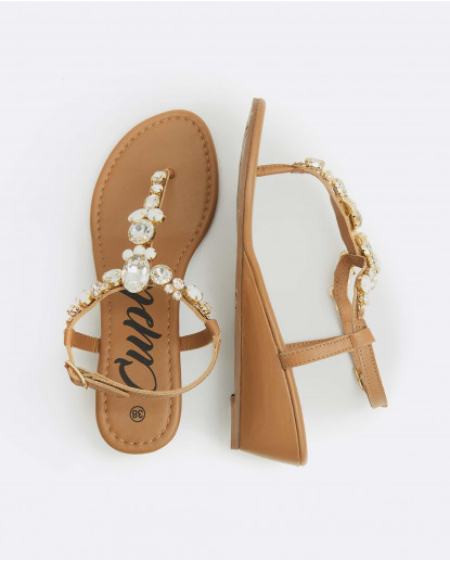SANDALIA CUÑA ADORNO T PIEL...