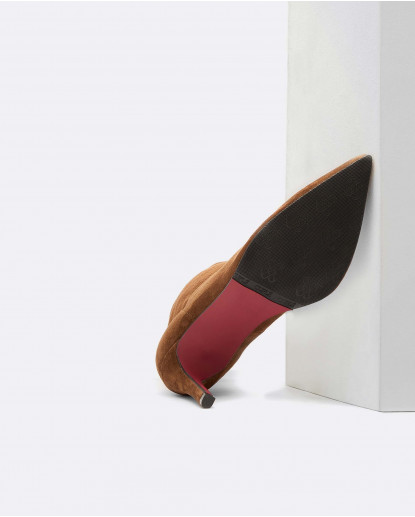 BOTIN T/A ULTRASUEDE STRECH CAMEL