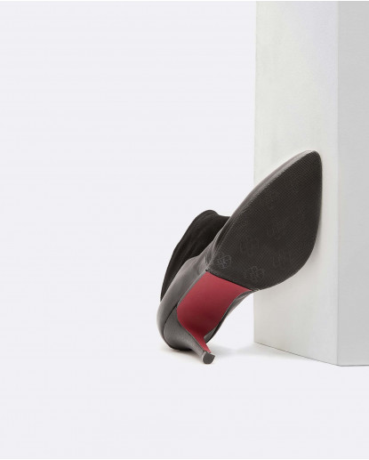 ABOTINADO NAPA NEGRO